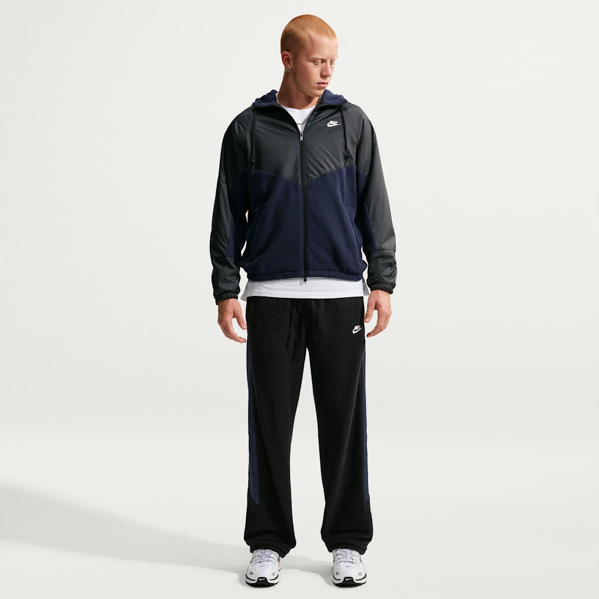 Nike Windrunner Men's Loose Therma-FIT Trousers