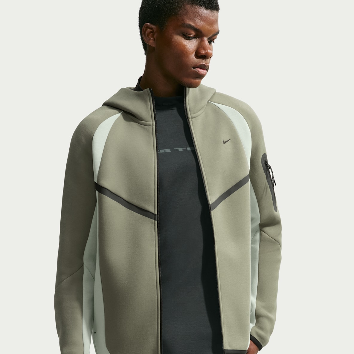 Nike Tech Windrunner-Fleecejacke mit durchgehendem Reißverschluss und Color-Block-Design (Herren)