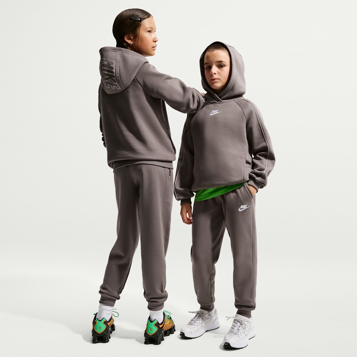Nike Sportswear Club Fleece Tracksuit med huva för ungdom