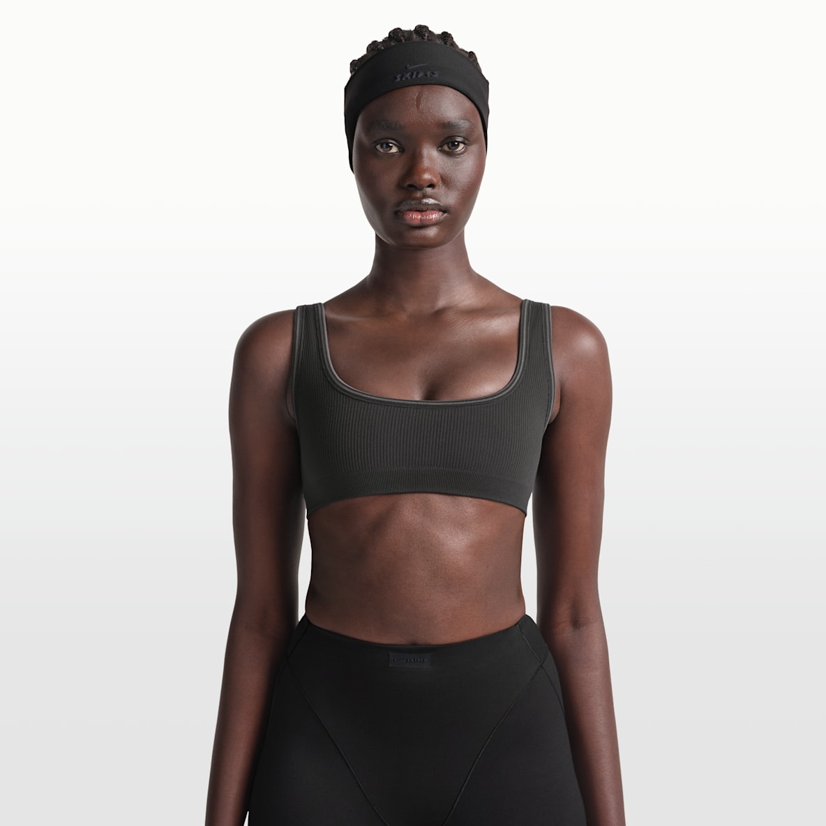 NikeSKIMS Ribbed Seamless Women's Micro-Scoop Bra