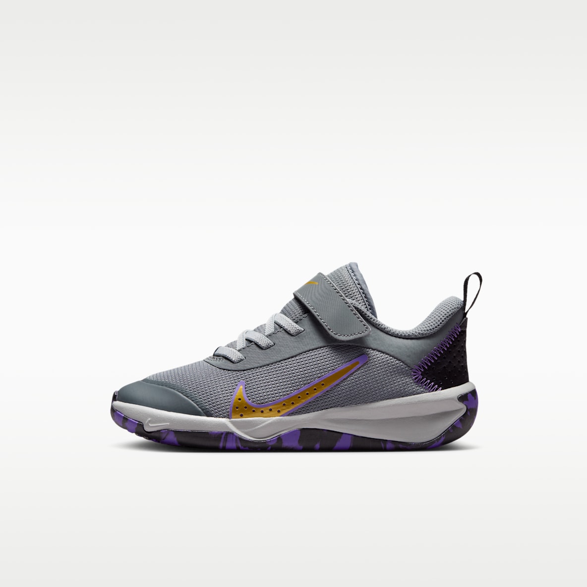 Nike Omni Multi-Court Little Kids' Shoes