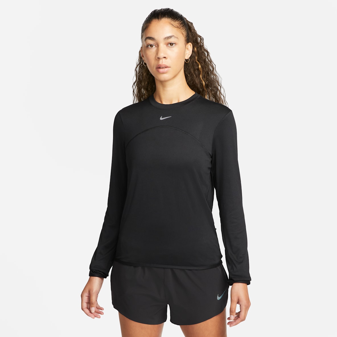 Nike Dri-FIT Swift Element UV Playera de correr de cuello redondo para mujer