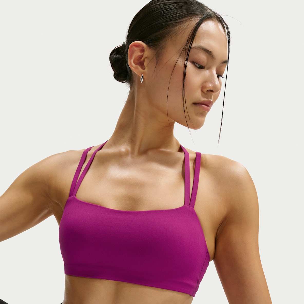 Nike Zenvy Strappy Women's Light-Support Padded Sports Bra
