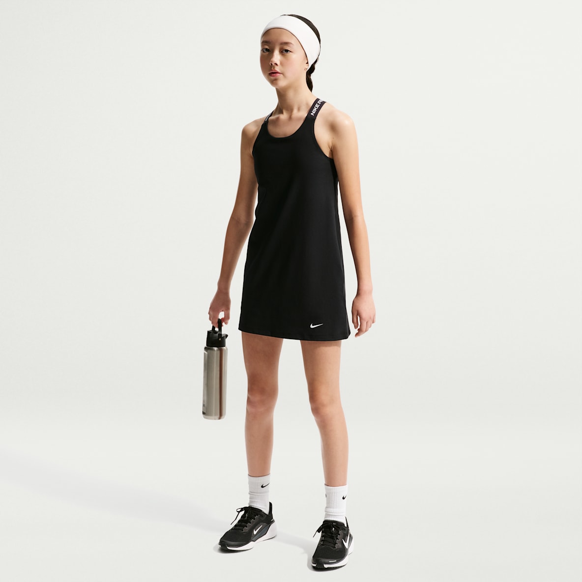 Nike Pro Older Kids' (Girls') Dri-FIT 1/2-Zip Training Top