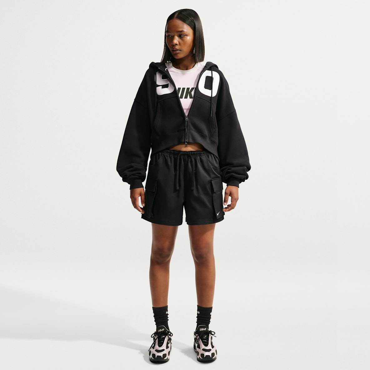 Nike Sportswear Women's Loose Mid-Rise Woven Cargo Shorts