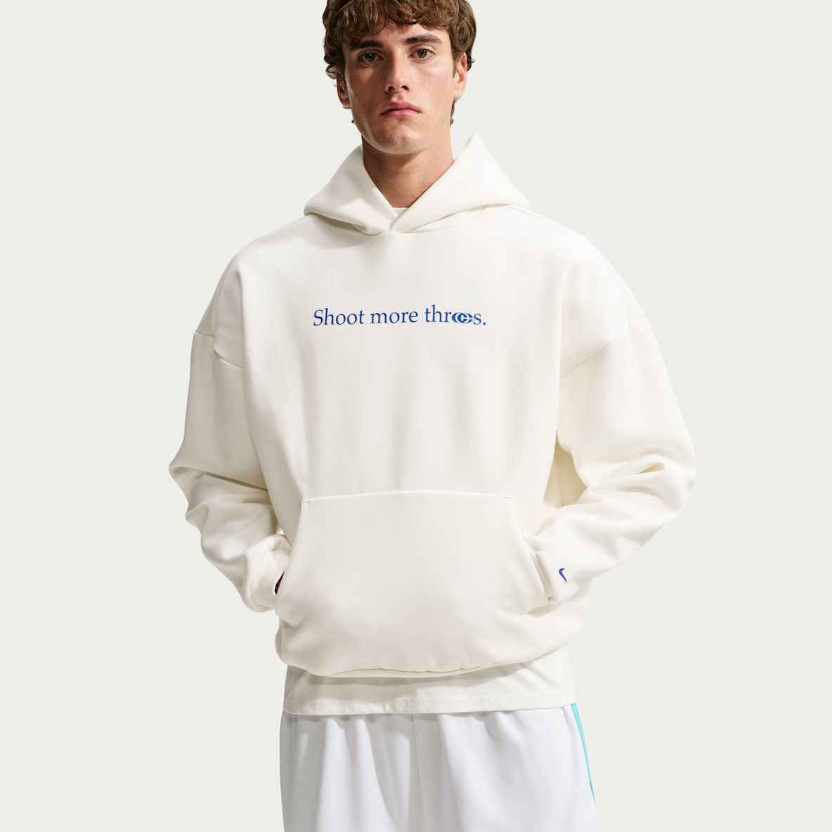 Caitlin Clark Standard Issue Men's Therma-FIT Brushed Basketball Pullover Hoodie