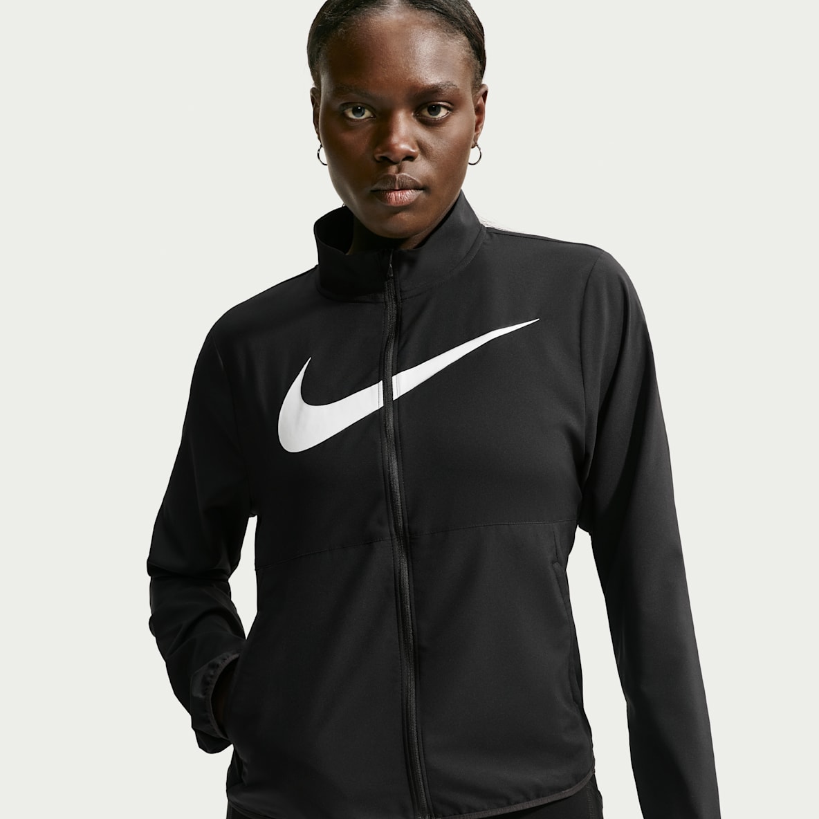 Nike Tempo Swoosh Run Chamarra de correr Dri-FIT para mujer