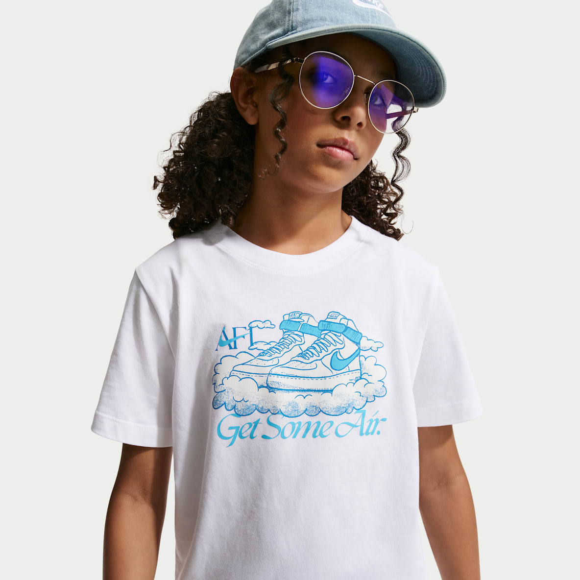 Nike Sportswear Older Kids' T-Shirt