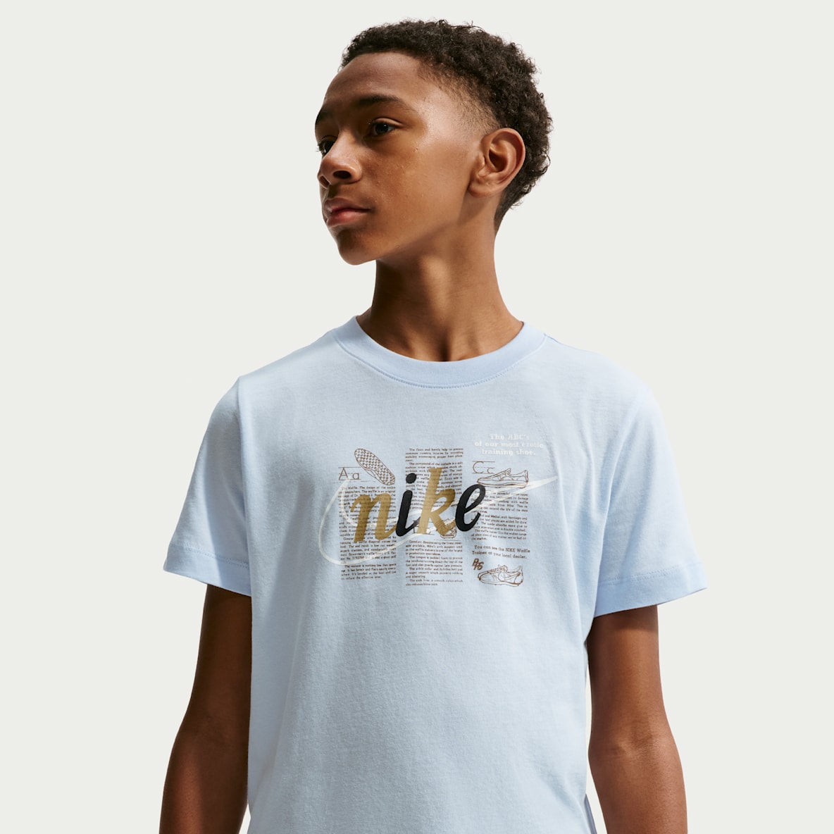 Nike Sportswear Club Older Kids' T-Shirt