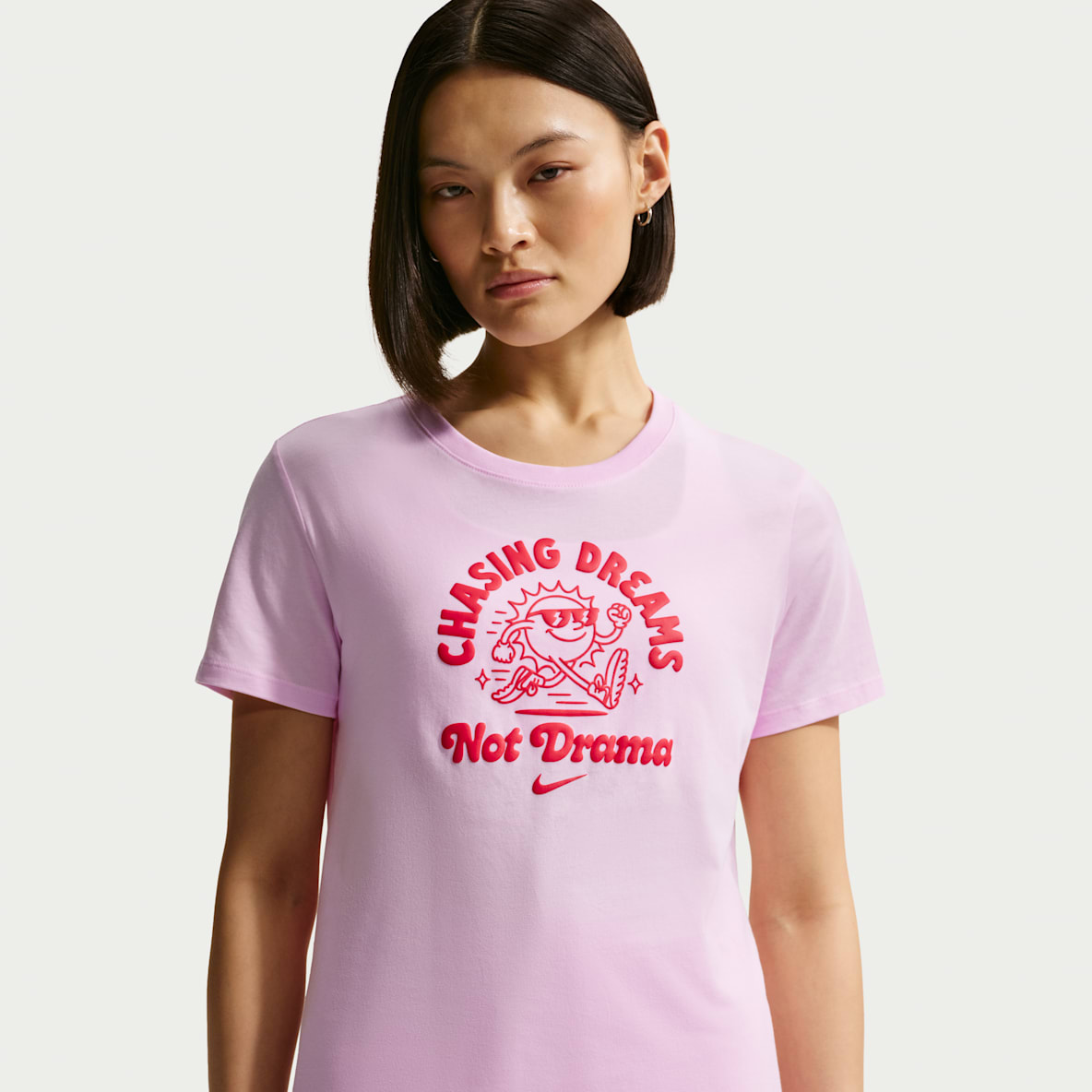 Nike Sportswear Club 女款短袖 T 恤