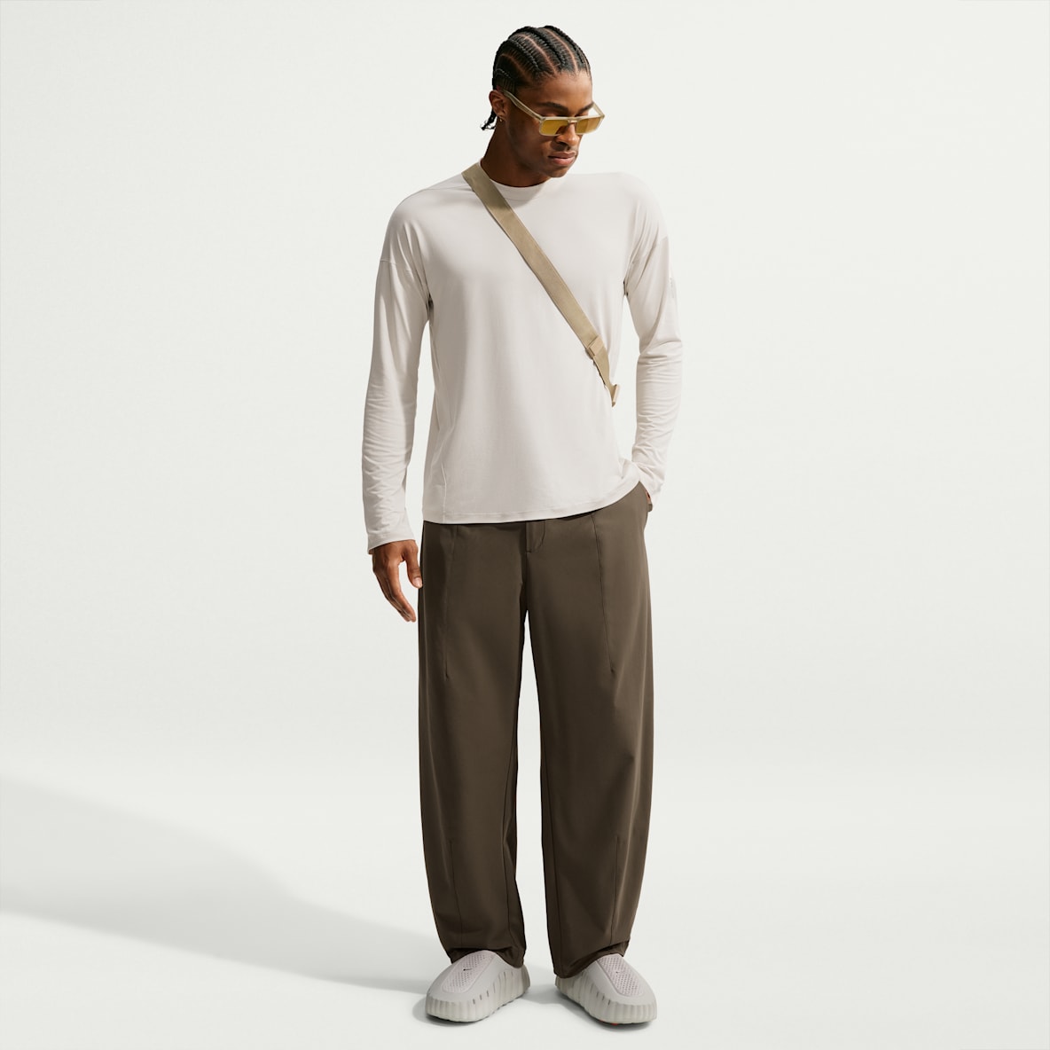 Nike 24.7 PerfectStretch Men's Dri-FIT UV Protection Barrel-Leg Pants