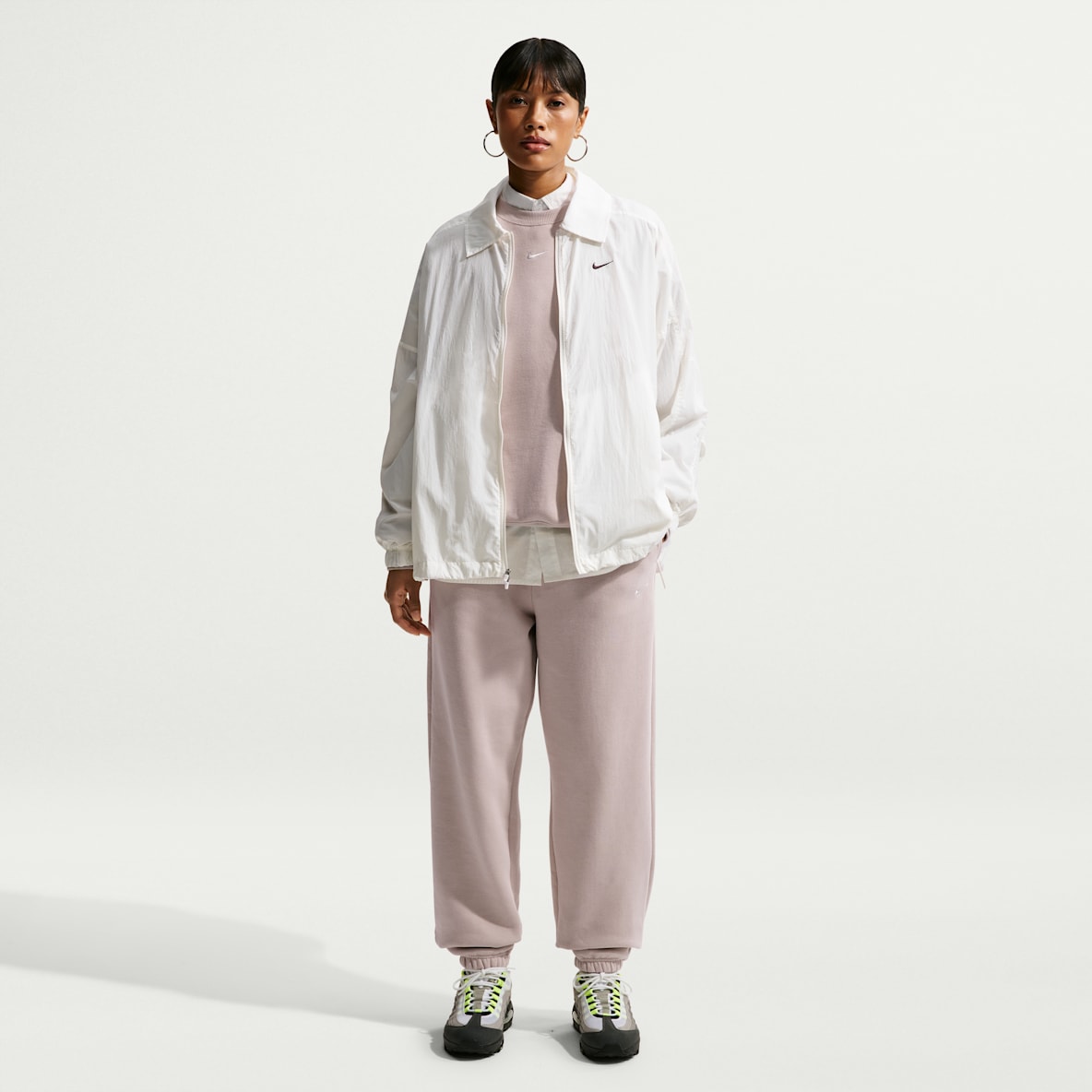 Nike Studio Fleece Medium Weight Oversize-byxor med hög midja och muddar för kvinnor