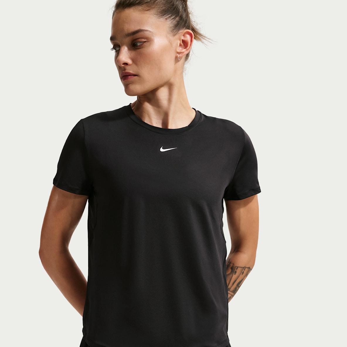 Nike One Classic Haut à manches courtes Dri-FIT pour femme
