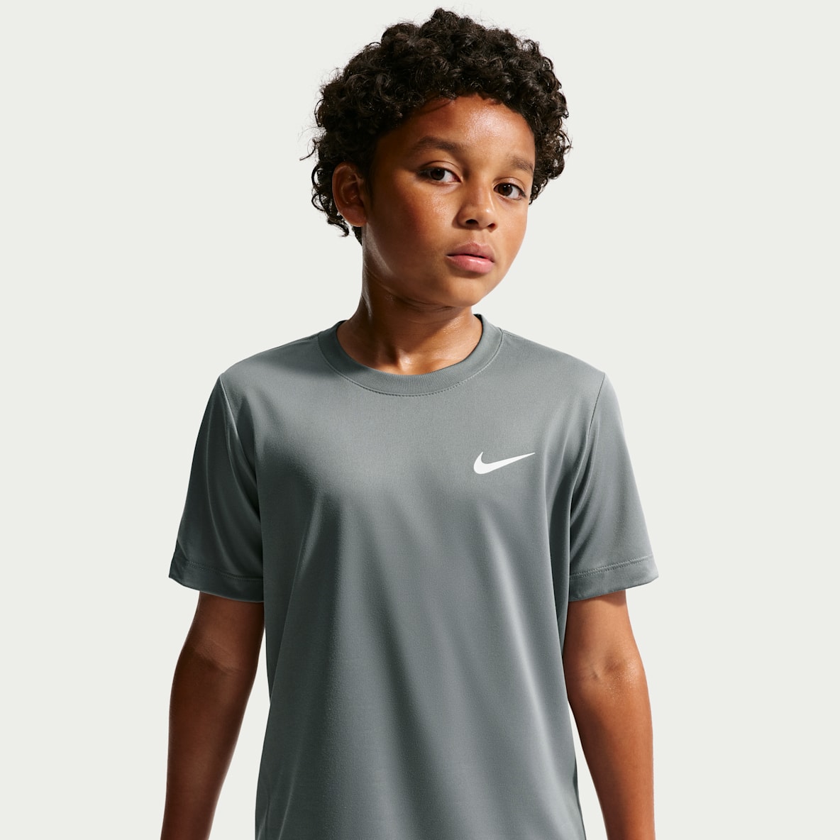 Nike Legend Playera Dri-FIT para niños talla grande
