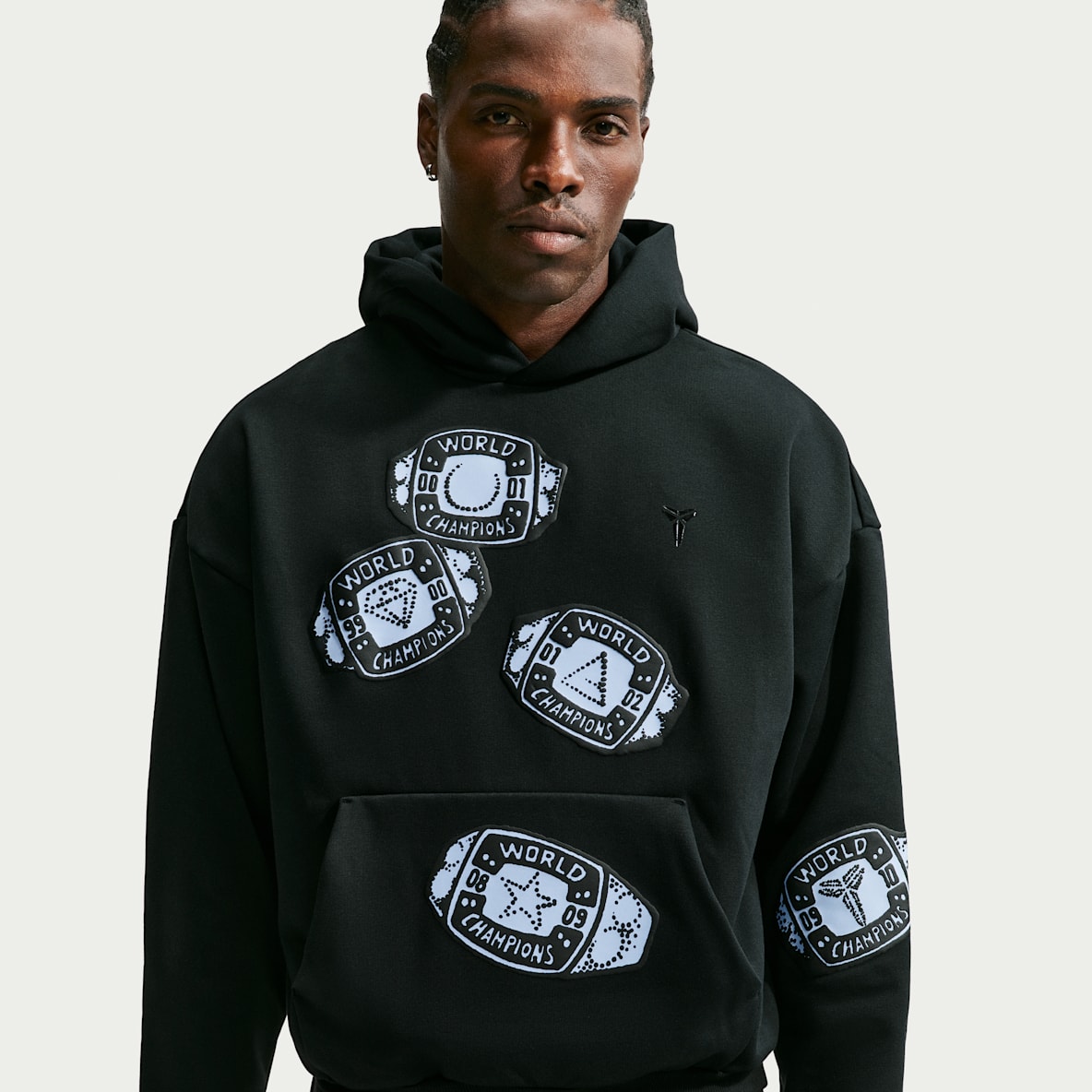 Kobe Nike Standard Issue Sweat à capuche de basket Therma-FIT pour homme