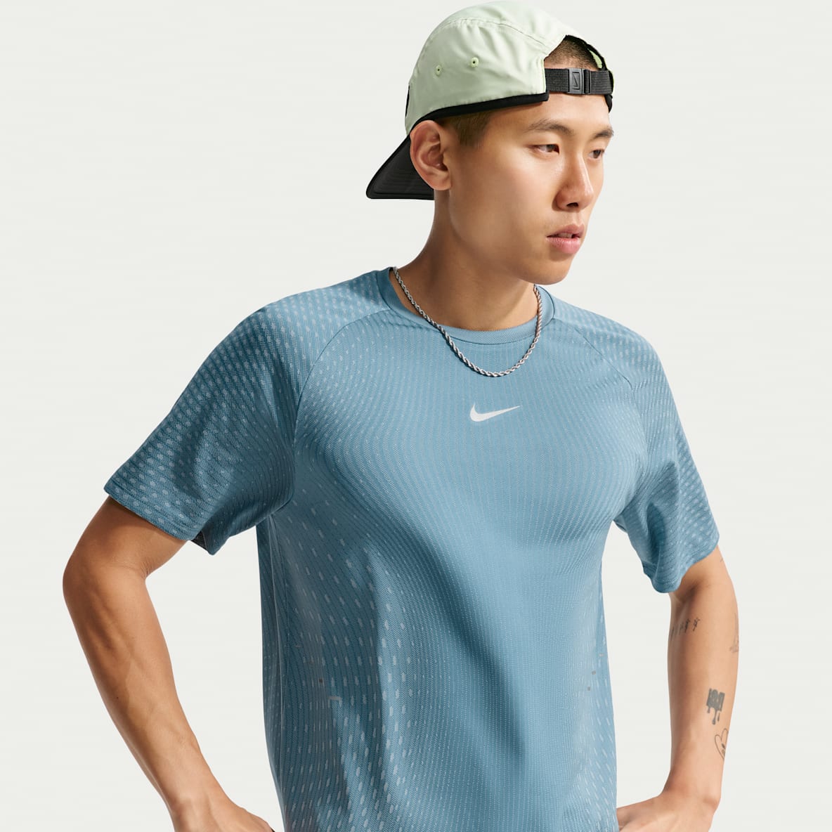 Nike Stride Aero-FIT 男款短袖跑步上衣