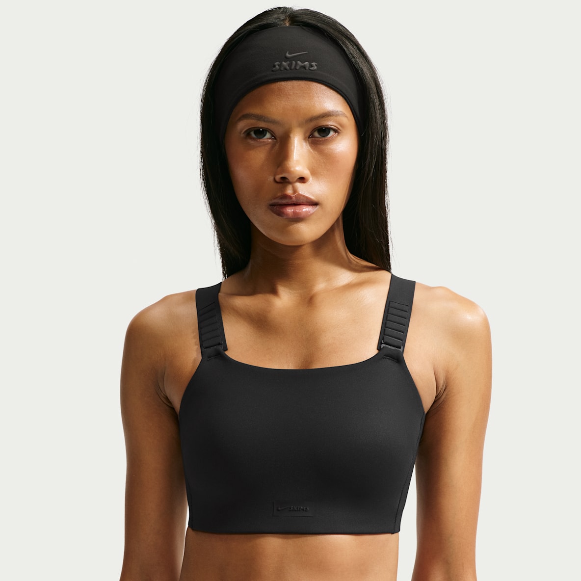 NikeSKIMS Matte Bra de tirantes anchos para mujer