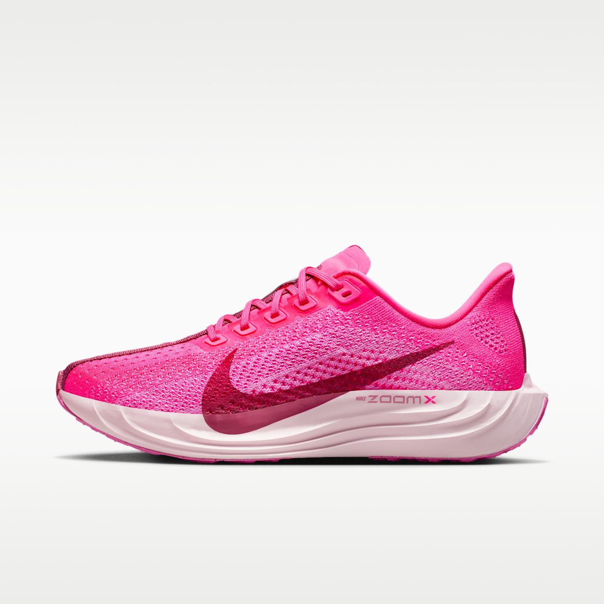 Nike Pegasus Plus Tenis de correr en pavimento para mujer