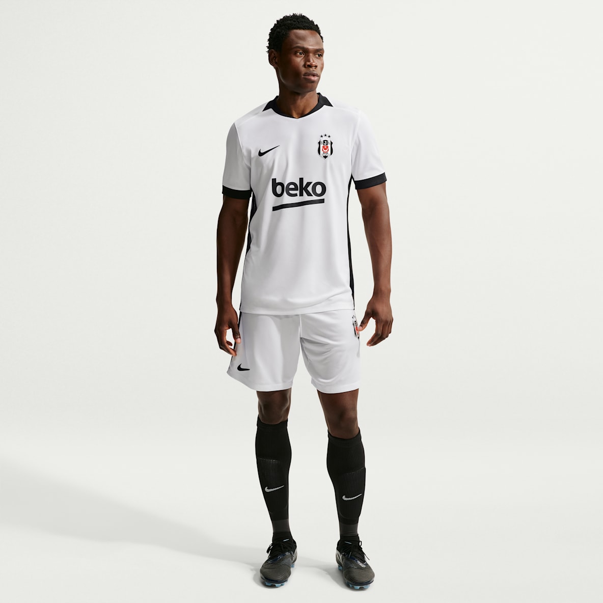 Beşiktaş J.K. Pantalón corto de fútbol de tejido Knit Nike - Hombre