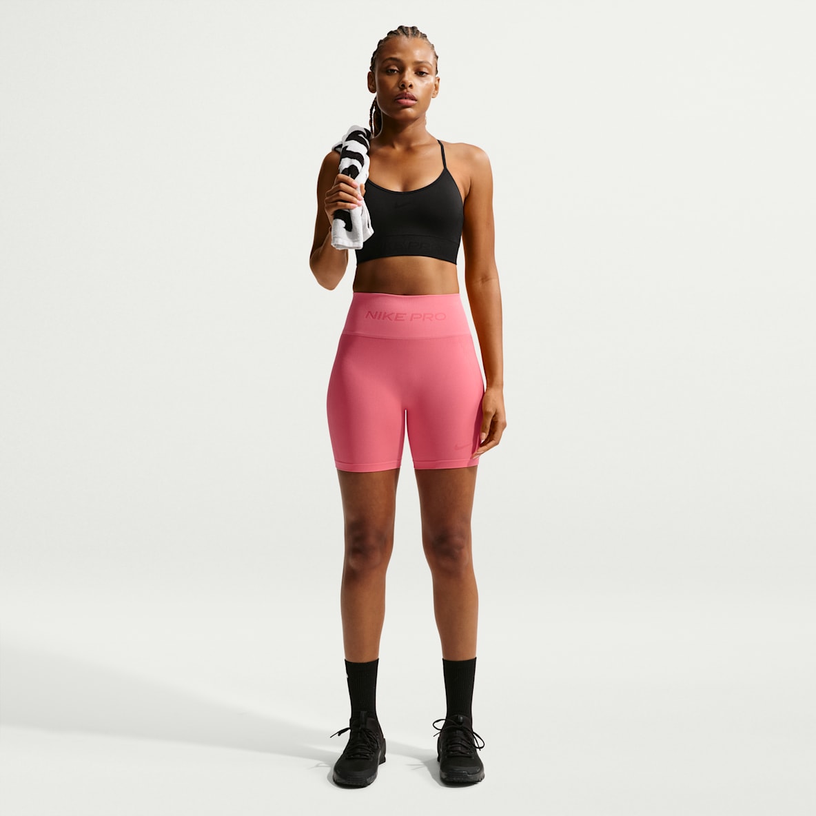 Nike Pro Seamless Shorts de ciclismo Dri-FIT de tiro alto de 13 cm para mujer