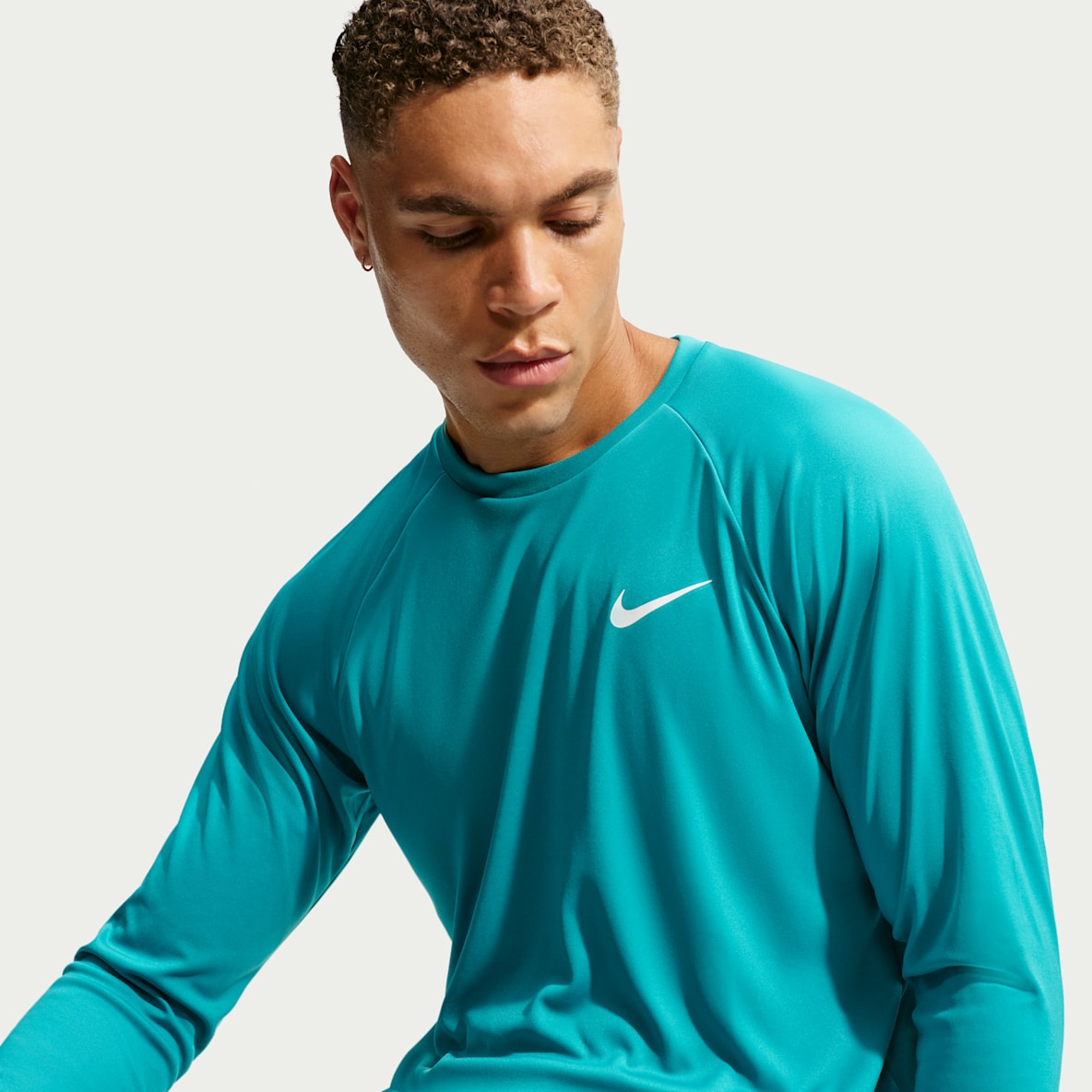 Nike Swim Hydroguard Essential Playera de manga larga Dri-FIT UV para hombre