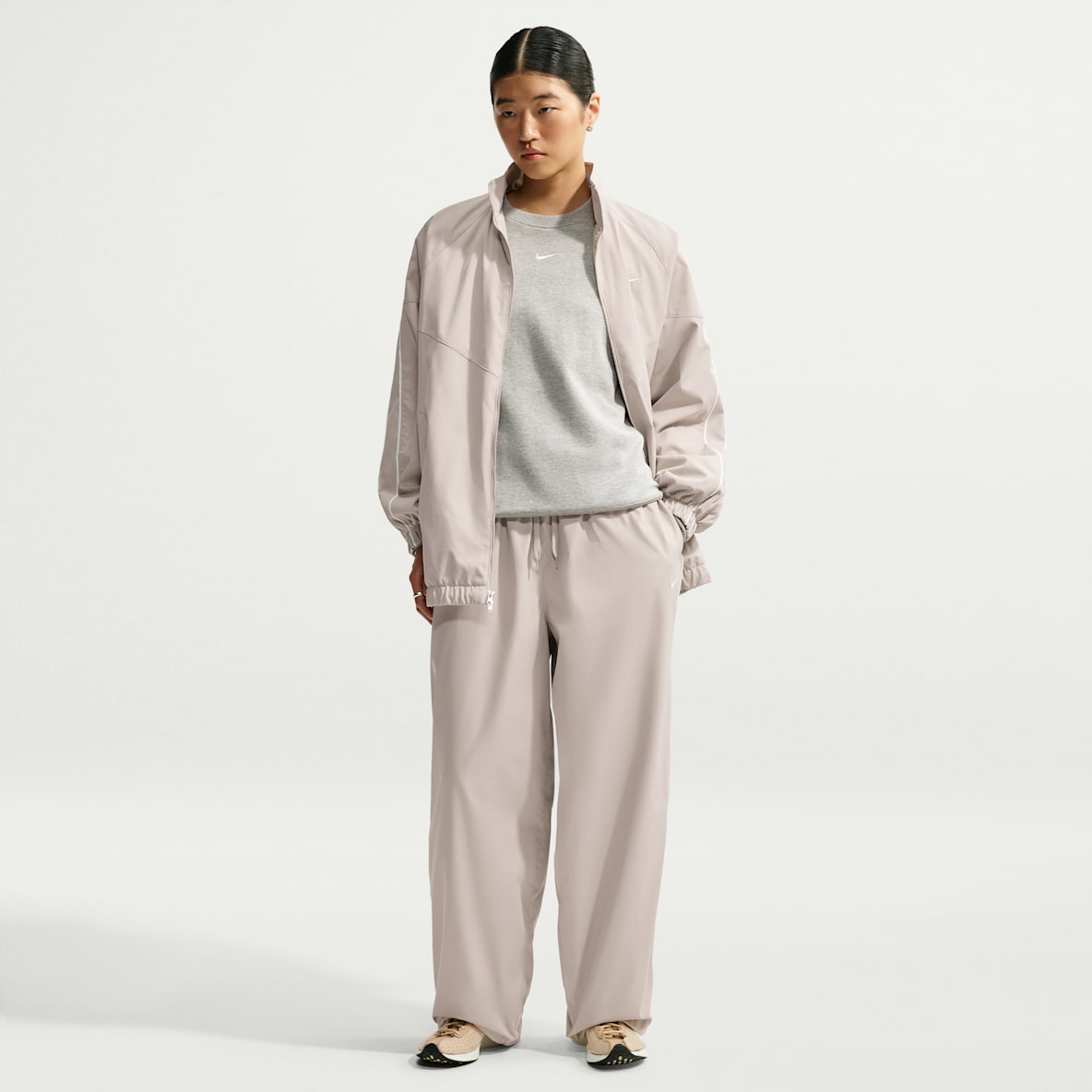 Nike Sportswear Women's Loose High-Waisted Tracksuit Bottoms