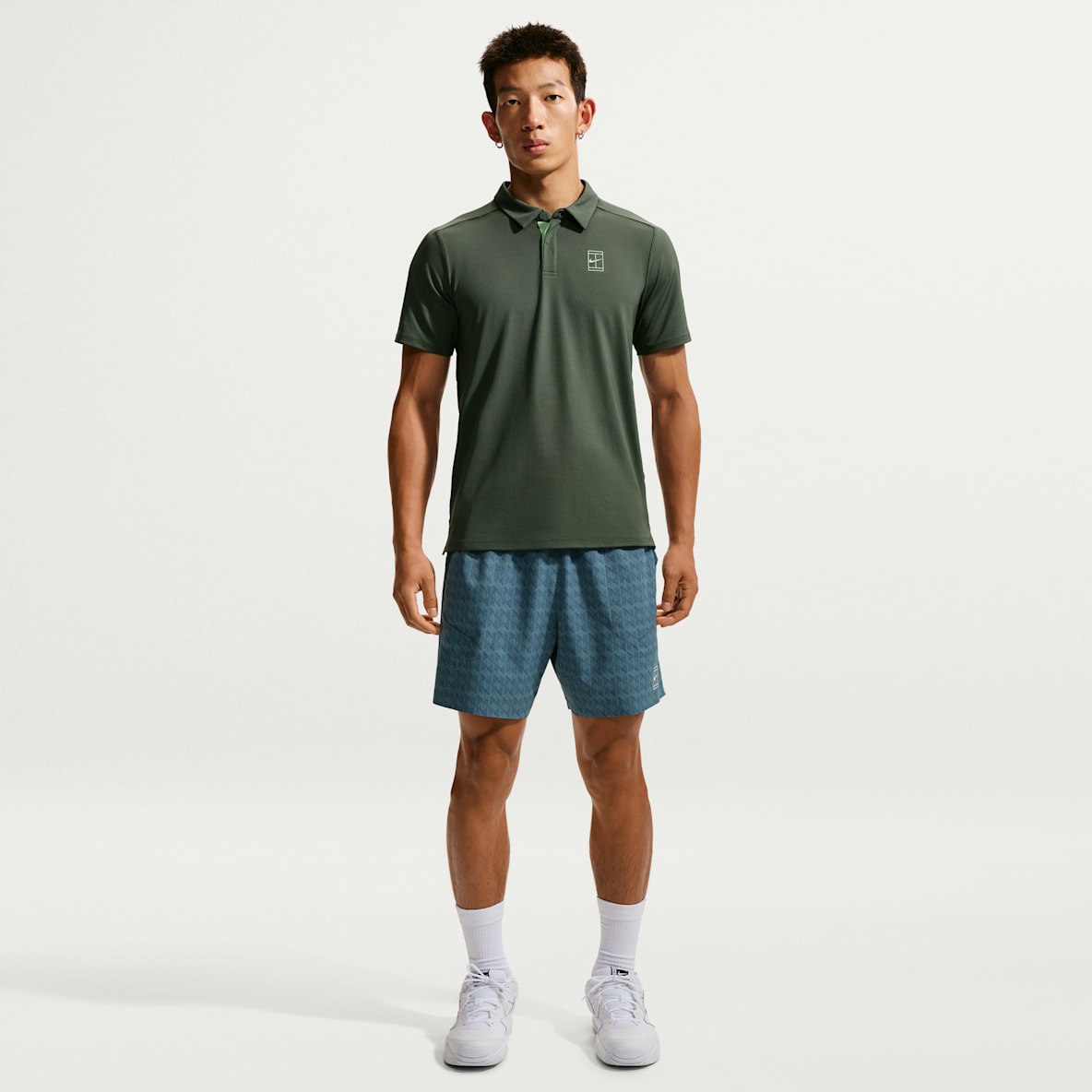 ナイキコート アドバンテージ メンズ Dri-FIT テニス ショートパンツ