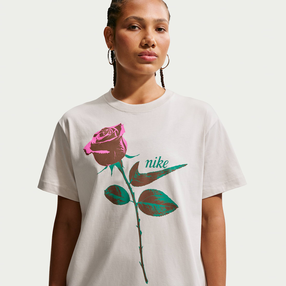 Nike Sportswear Playera de manga corta oversized para mujer
