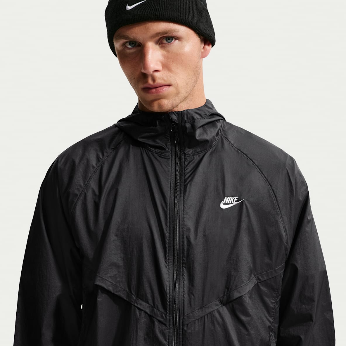 Nike Windrunner Chamarra de cierre completo sin forro con protección UV para hombre