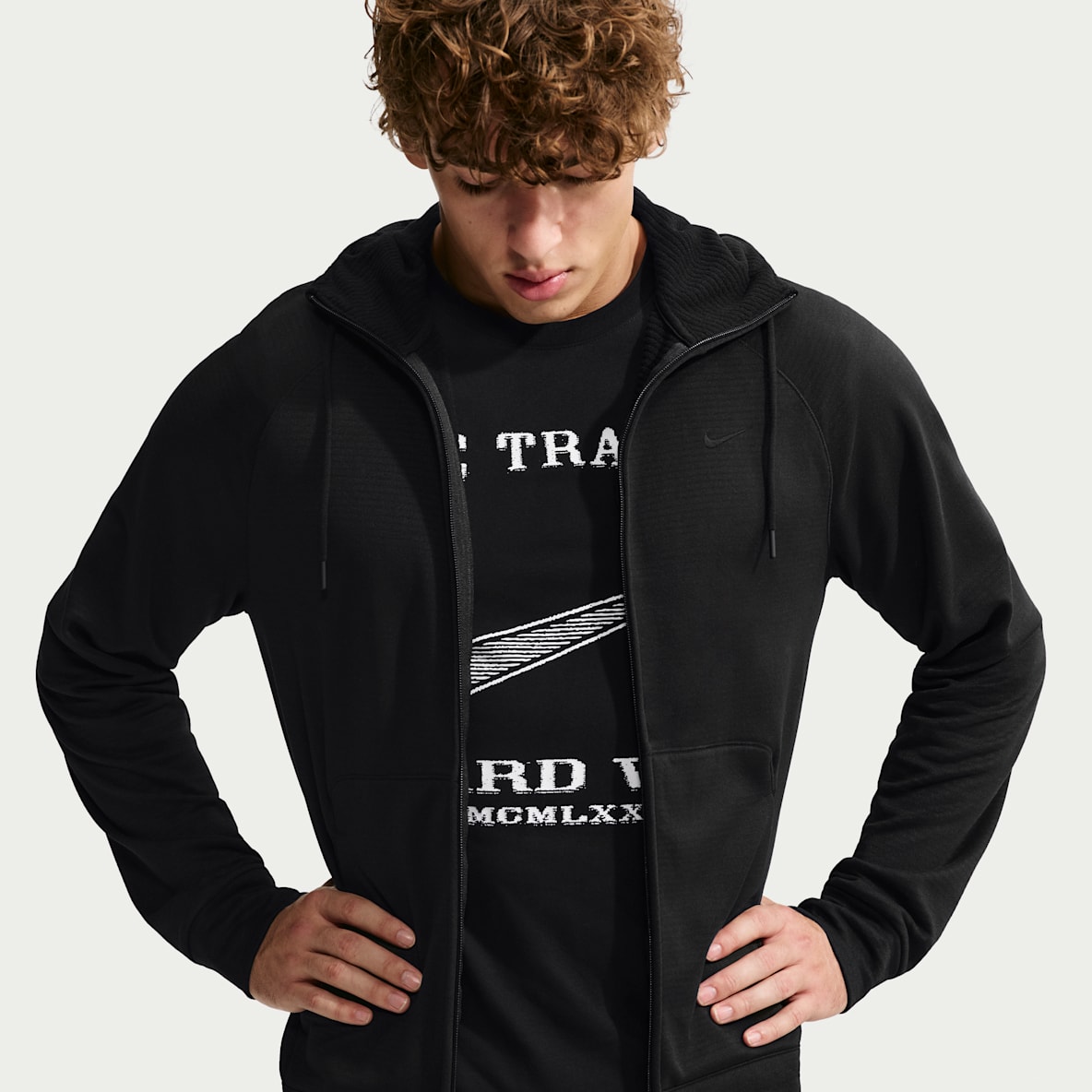 Nike Primary NanoKnit Men's Therma-FIT Full-Zip Hoodie 