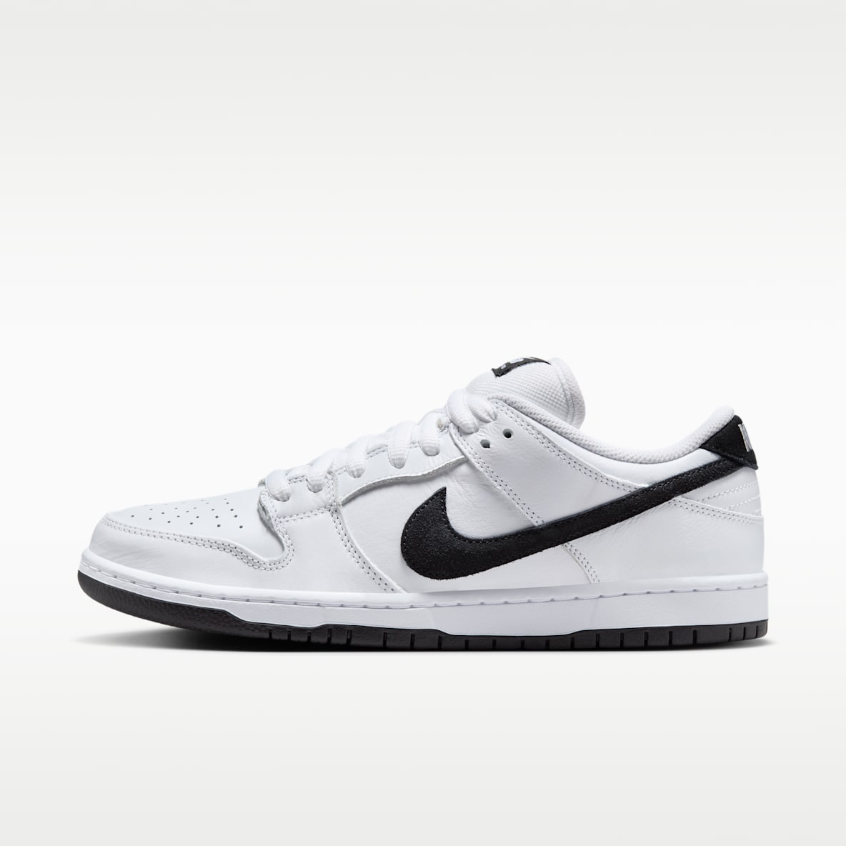 Nike SB Dunk Low Pro Skate Shoes