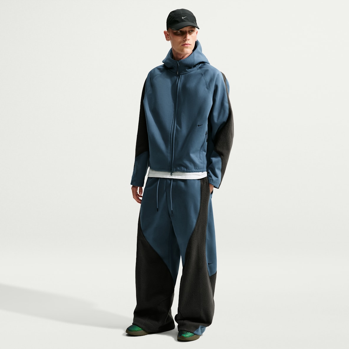 Nike Tech Boreas Ruimvallende Therma-FIT herenbroek met open zoom
