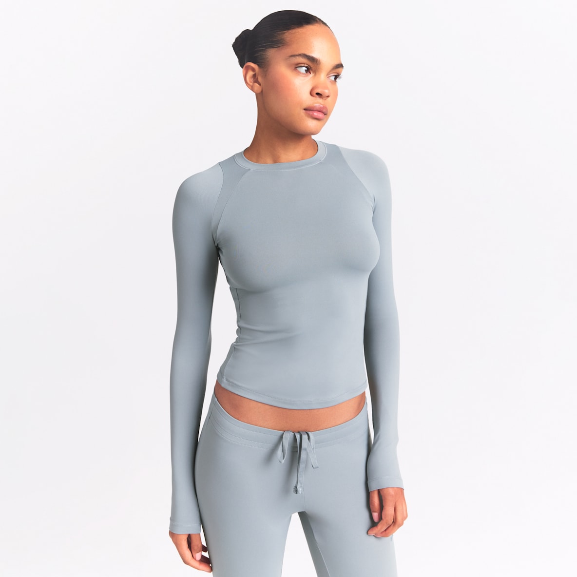 NikeSKIMS Airy Women's Long-Sleeve Crew-Neck Top
