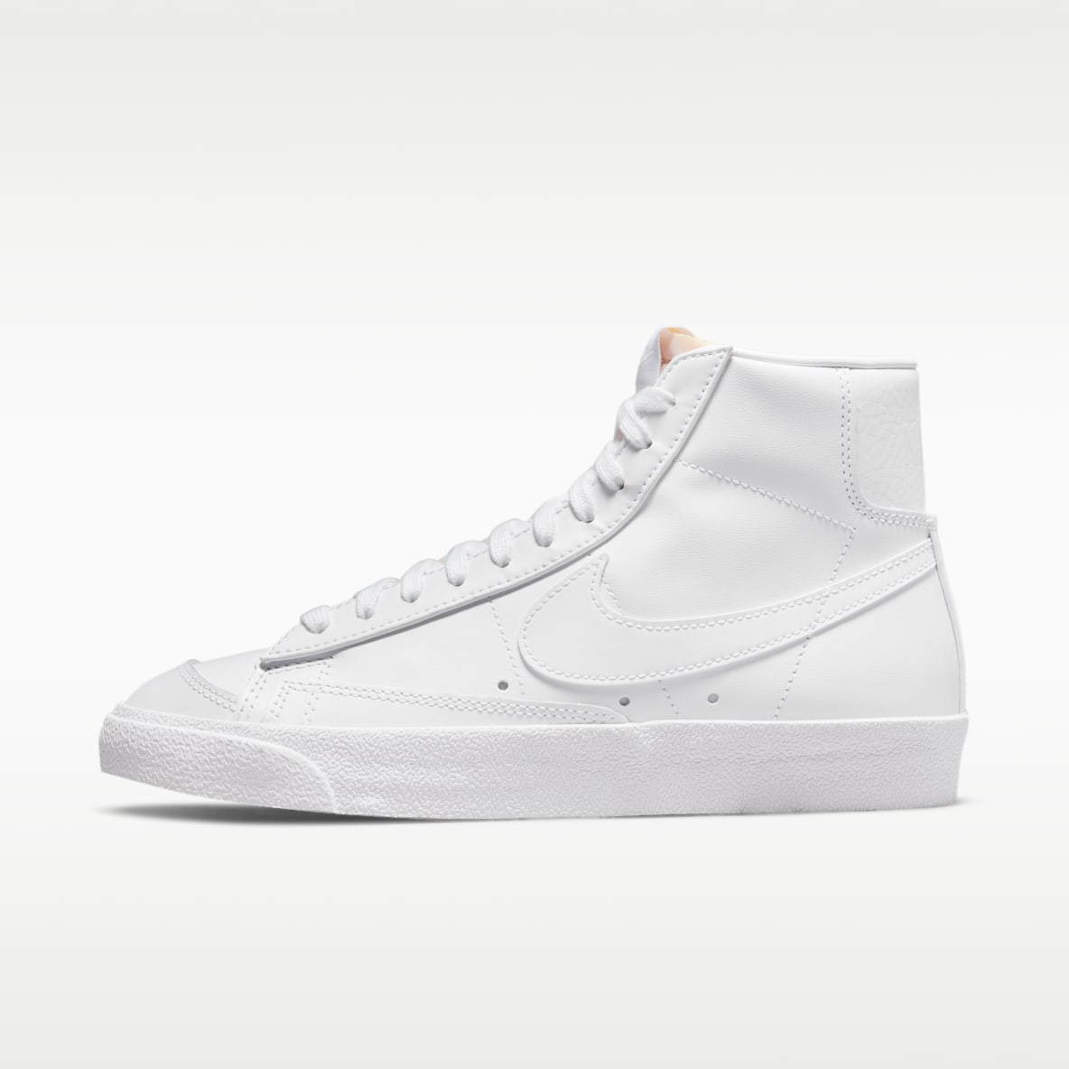Nike Blazer Mid '77 Tenis para mujer
