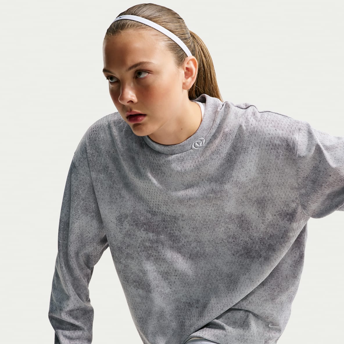 Caitlin Standard Issue Playera de básquetbol de manga larga Dri-FIT para mujer