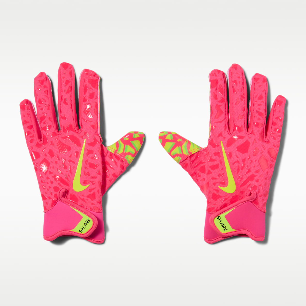 Nike Shark 2.0 Pee Wee Football Gloves