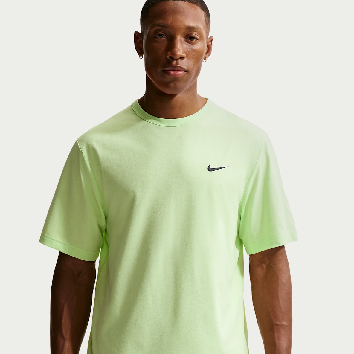Nike Hyverse Men's Dri-FIT UV Training T-Shirt