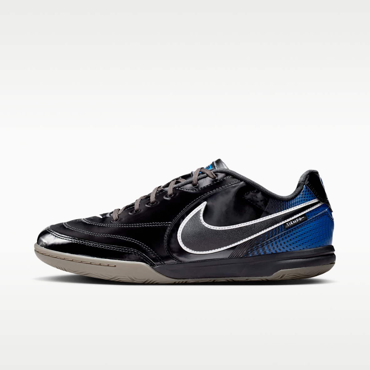 Nike Tiempo Streetgato SE Indoor Court Low-Top Football Shoes