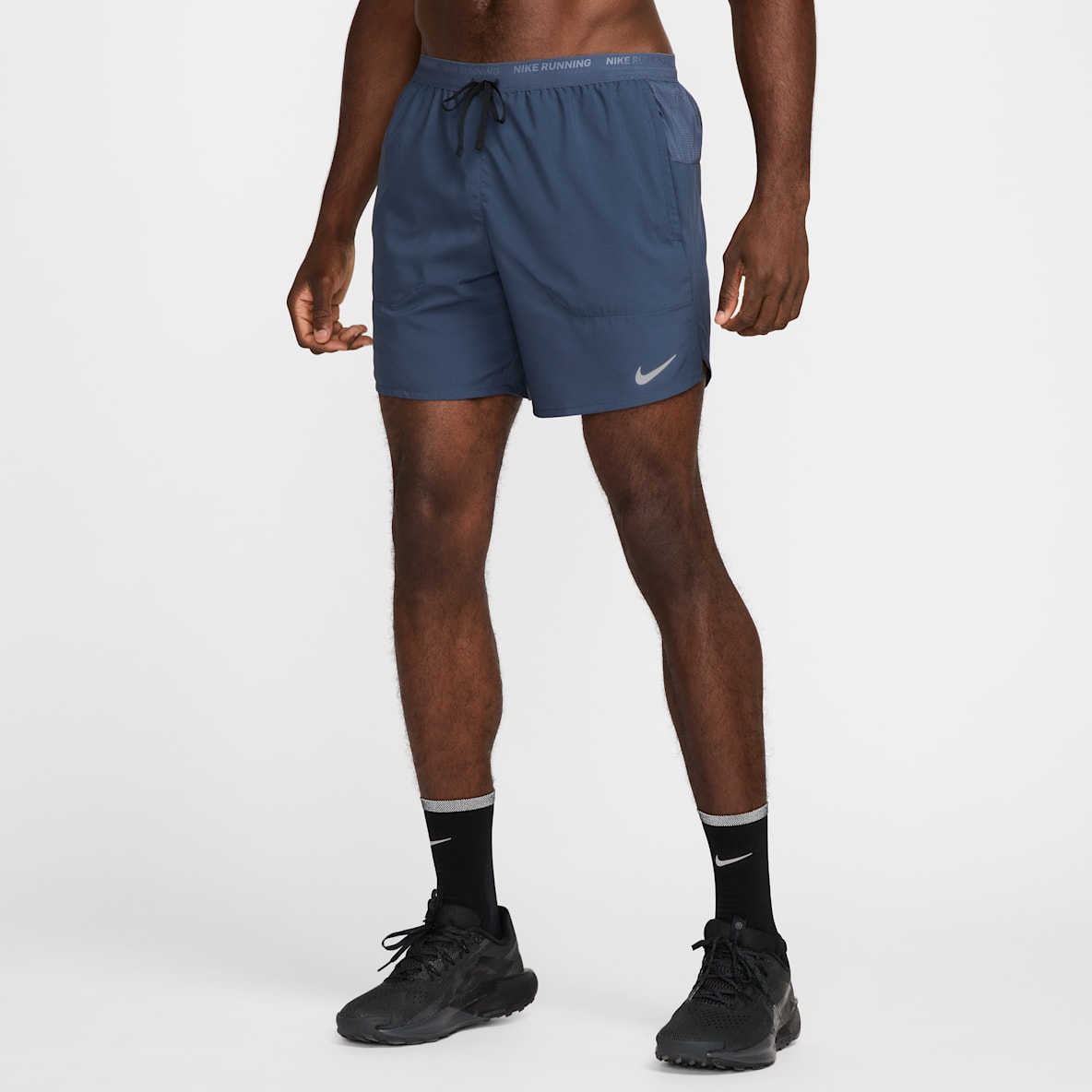 Nike Stride Dri-FIT-Laufshorts mit Futter für Herren (ca. 18 cm)