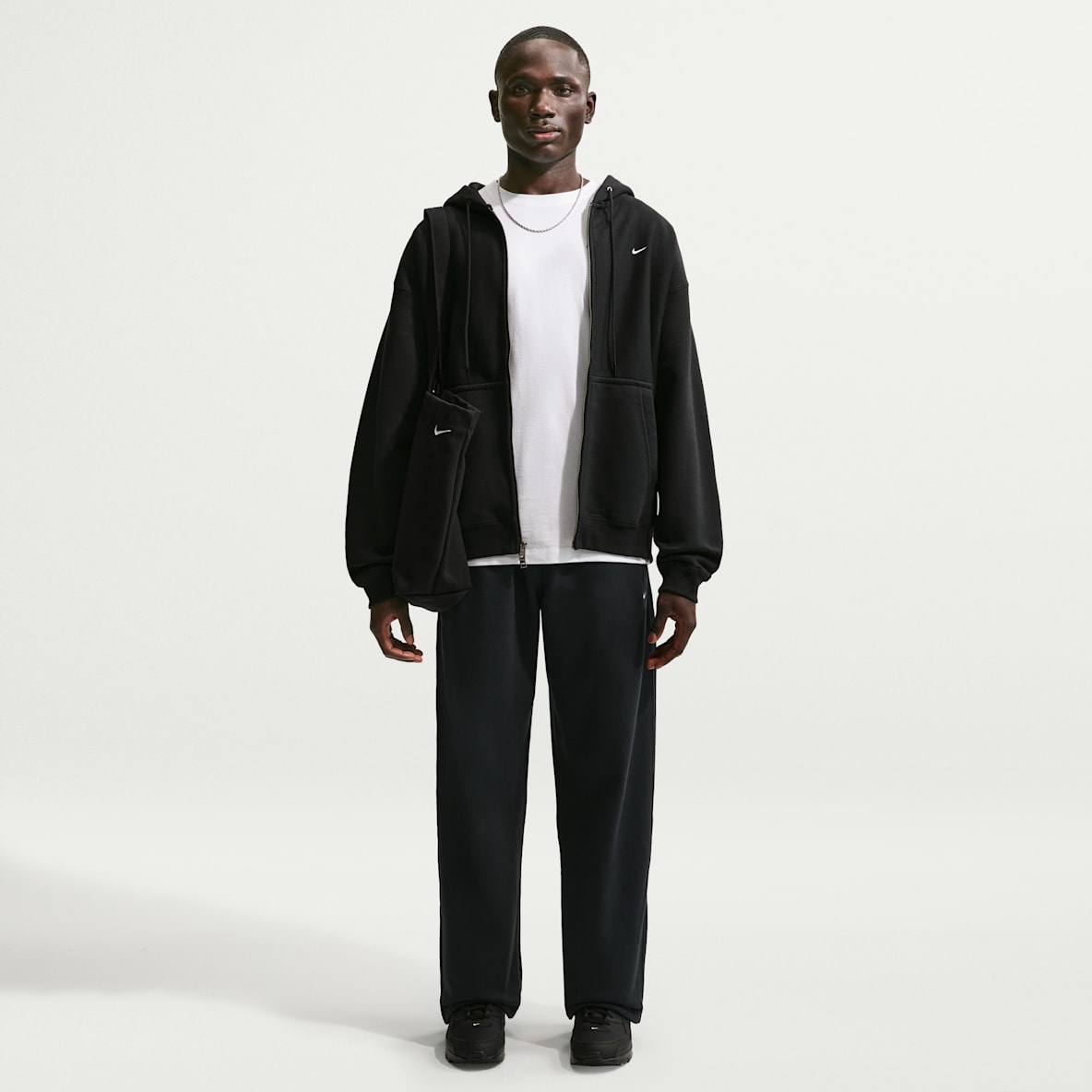 Nike Solo Swoosh Men's Fleece Open-Hem Trousers