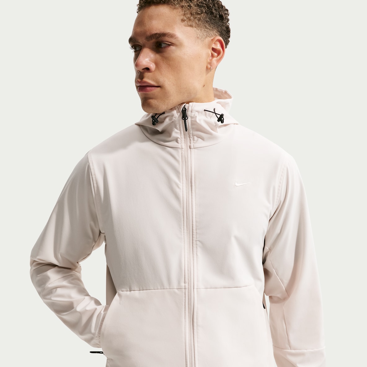 Nike Unlimited Casaco versátil com capuz Repel para homem