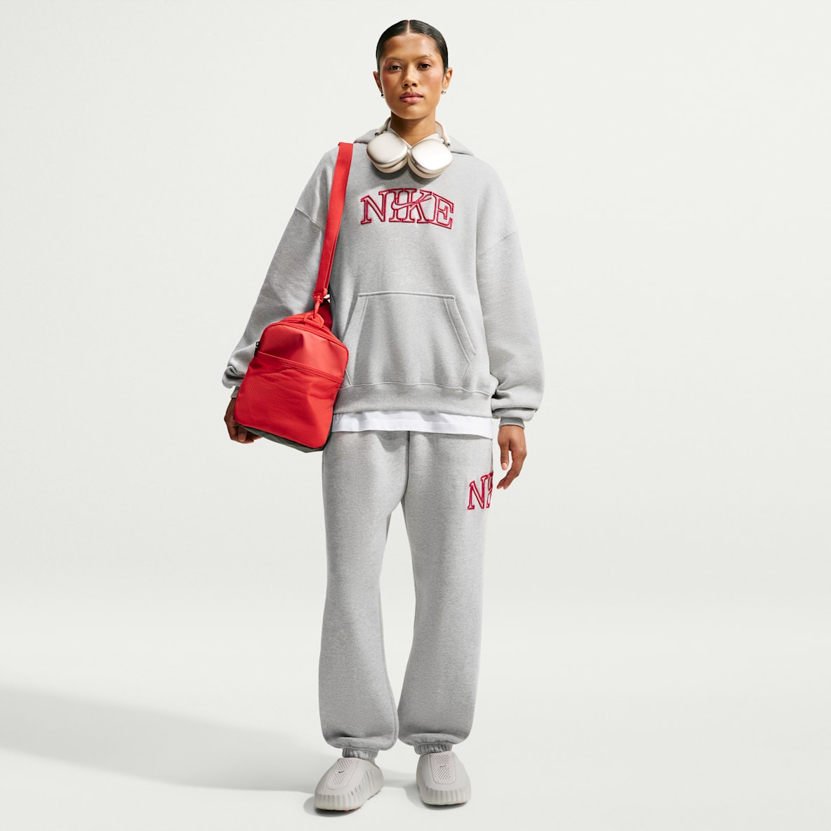 Nike Studio Fleece Medium Weight Women's Oversized Cuffed Logo Trousers