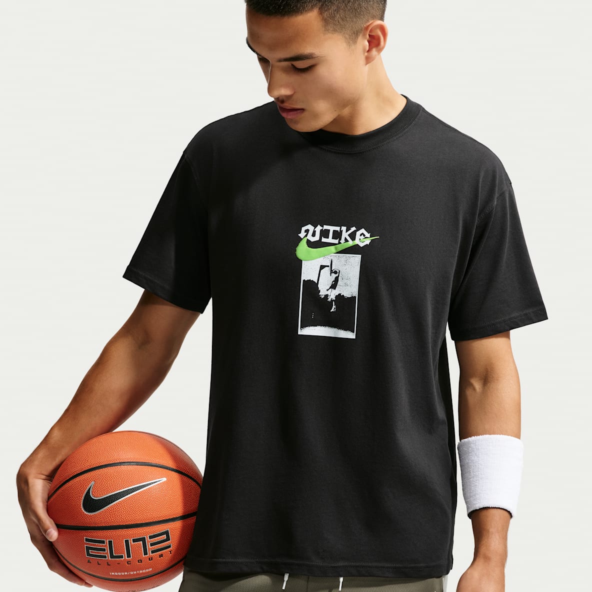 Nike Men's Basketball T-shirt