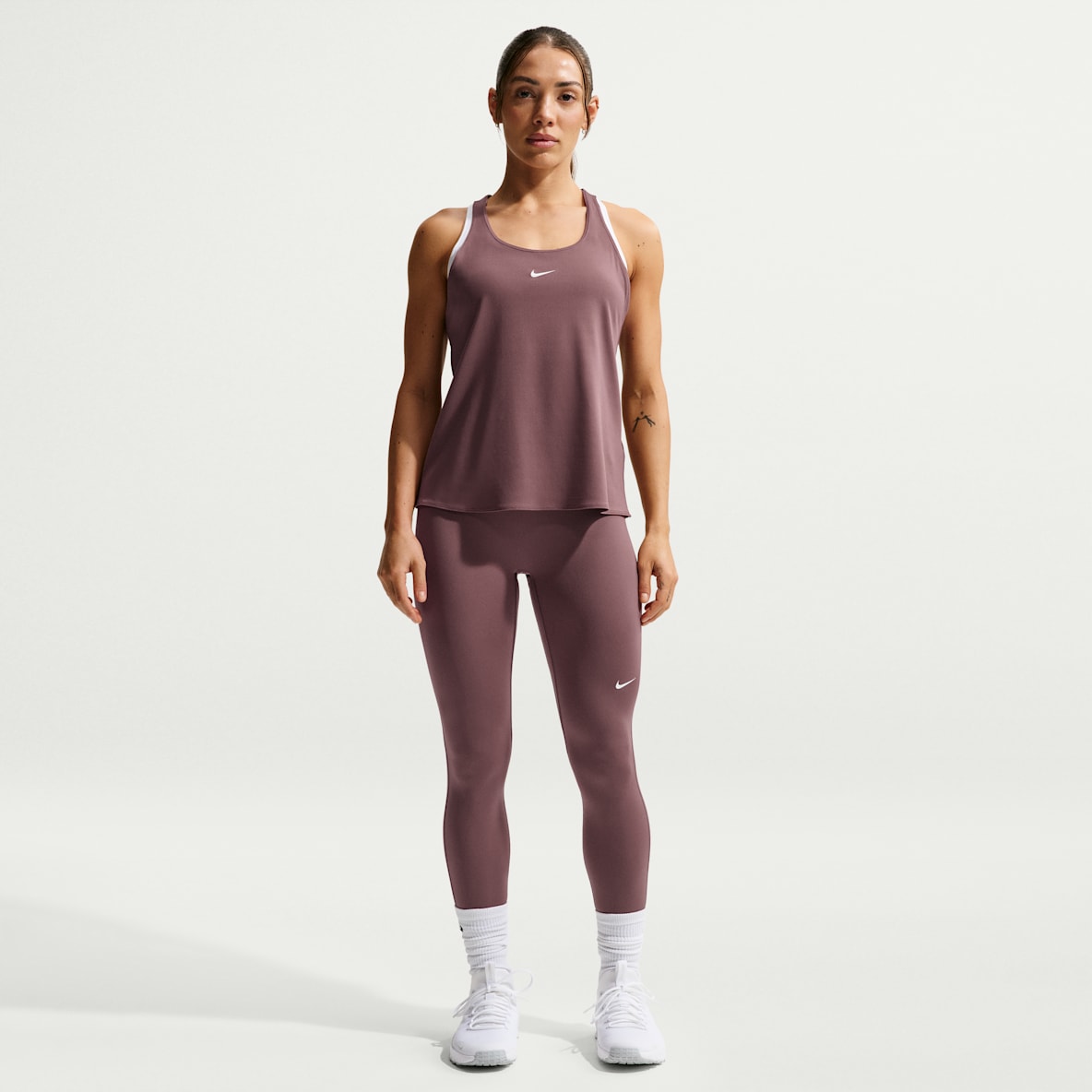 Nike Pro Women's Mid-Rise Full-Length Leggings