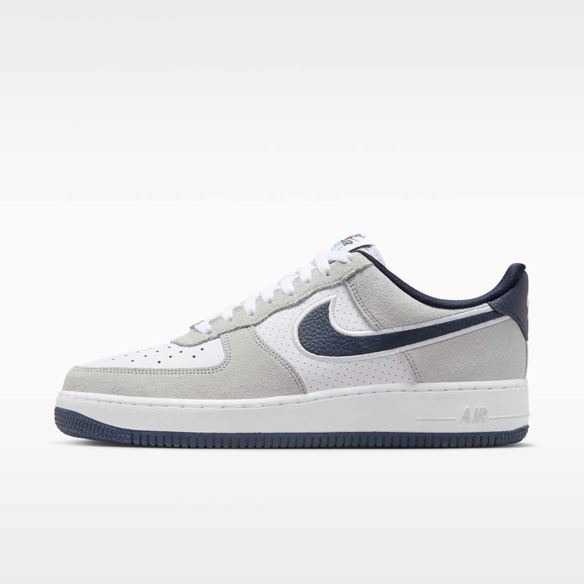 Nike Air Force 1 '07 LV8 Erkek Ayakkabısı