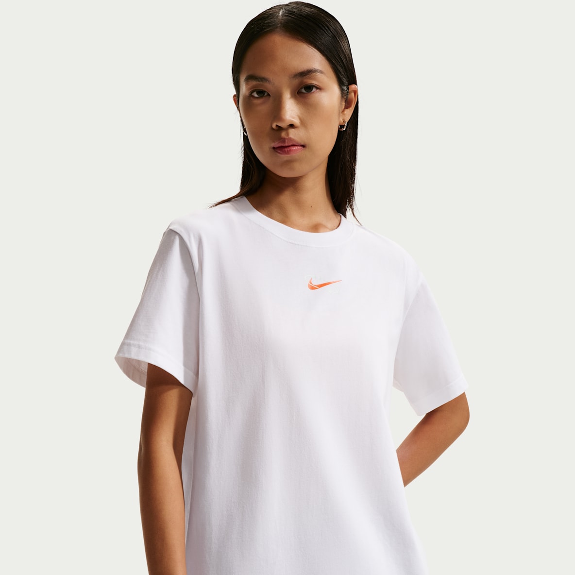 나이키 스포츠웨어 클래식 여성 티셔츠