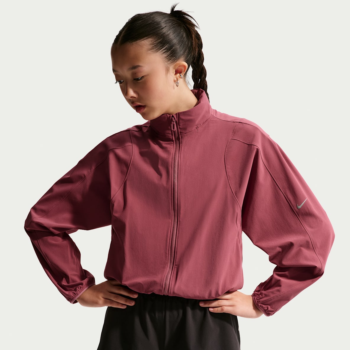 Nike MAVN Girls' Water-Repellent UV Woven Jacket