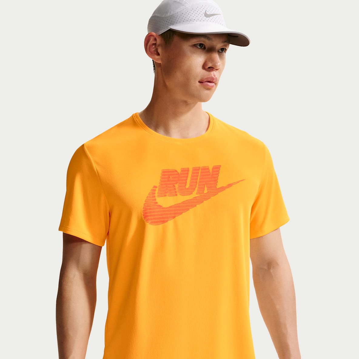 Nike Miler Men's Dri-FIT UV-Protection Short-Sleeve Running Top