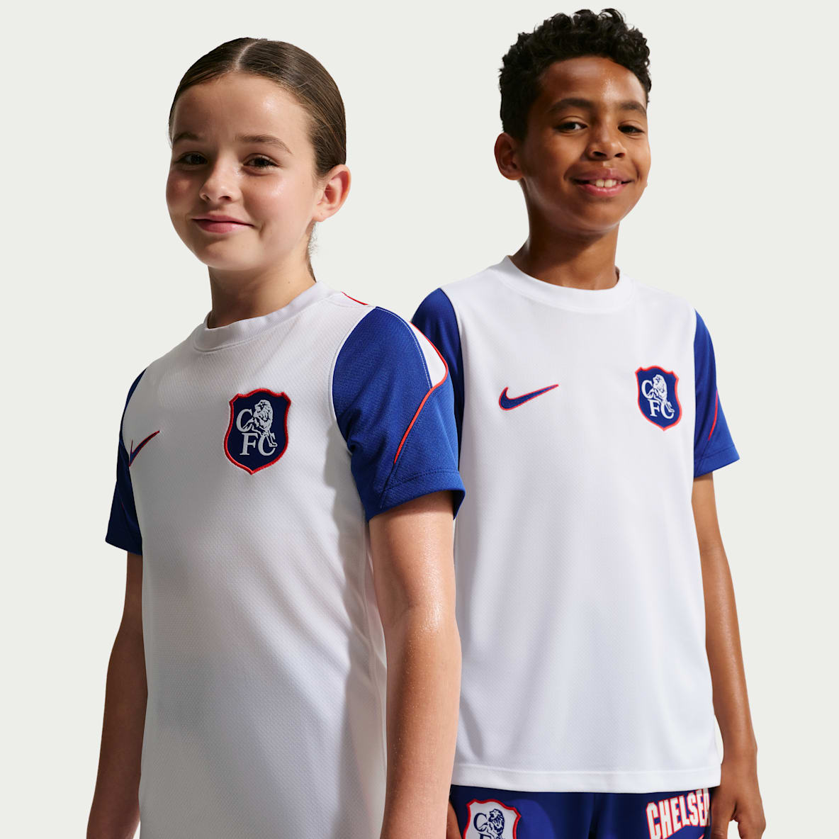 Chelsea FC Strike 3e tenue Haut de foot à manches courtes Nike Dri-FIT pour ado