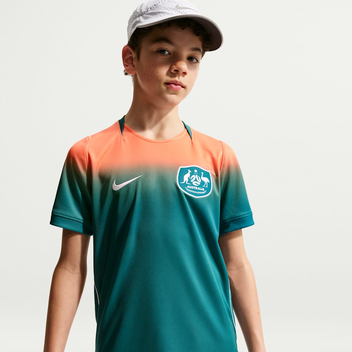 Australia 2026 Stadium Away Older Kids' Nike Dri-FIT Football Replica Shirt